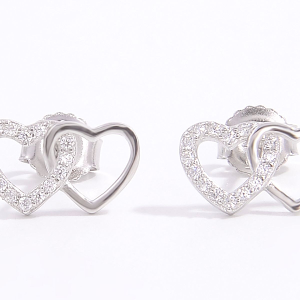 Chic's 925 Zircon Heart Earrings