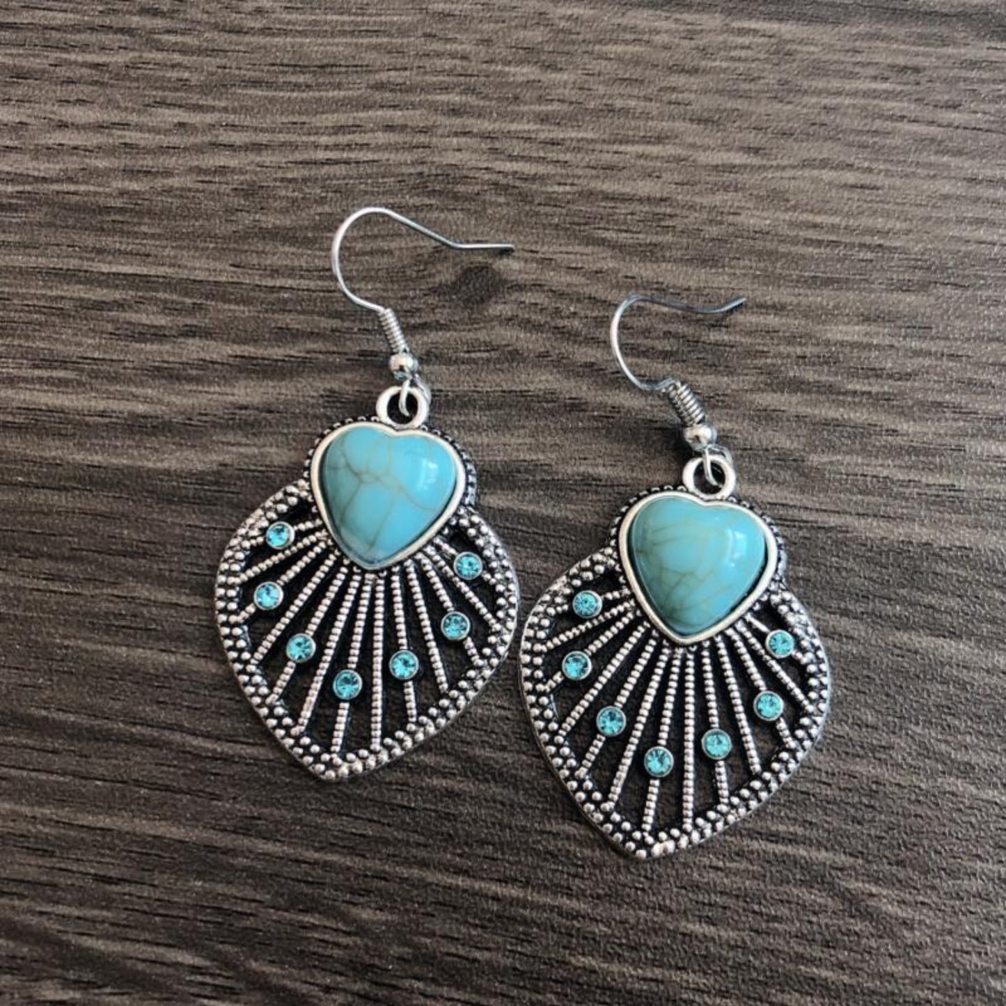 Turquoise Rhinestone Heart and Leaf Shape Earrings