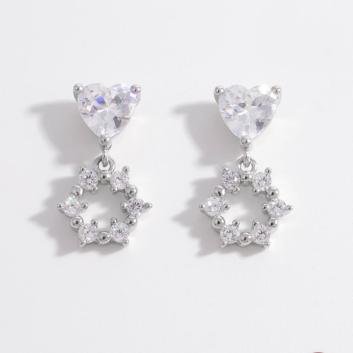 Chic's 925 Inlaid Zircon Heart Earrings