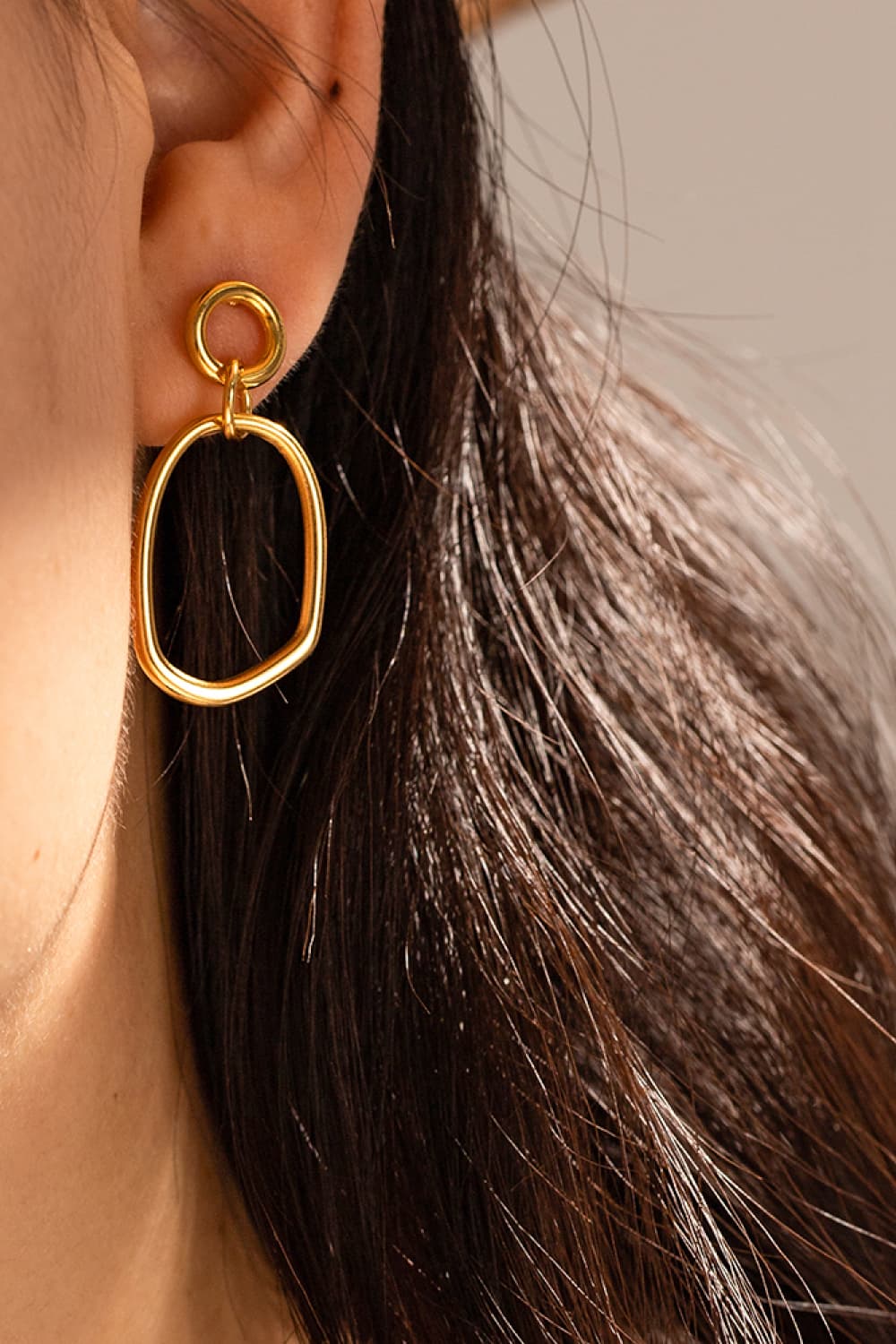 Chic's Gold Dangle Earrings