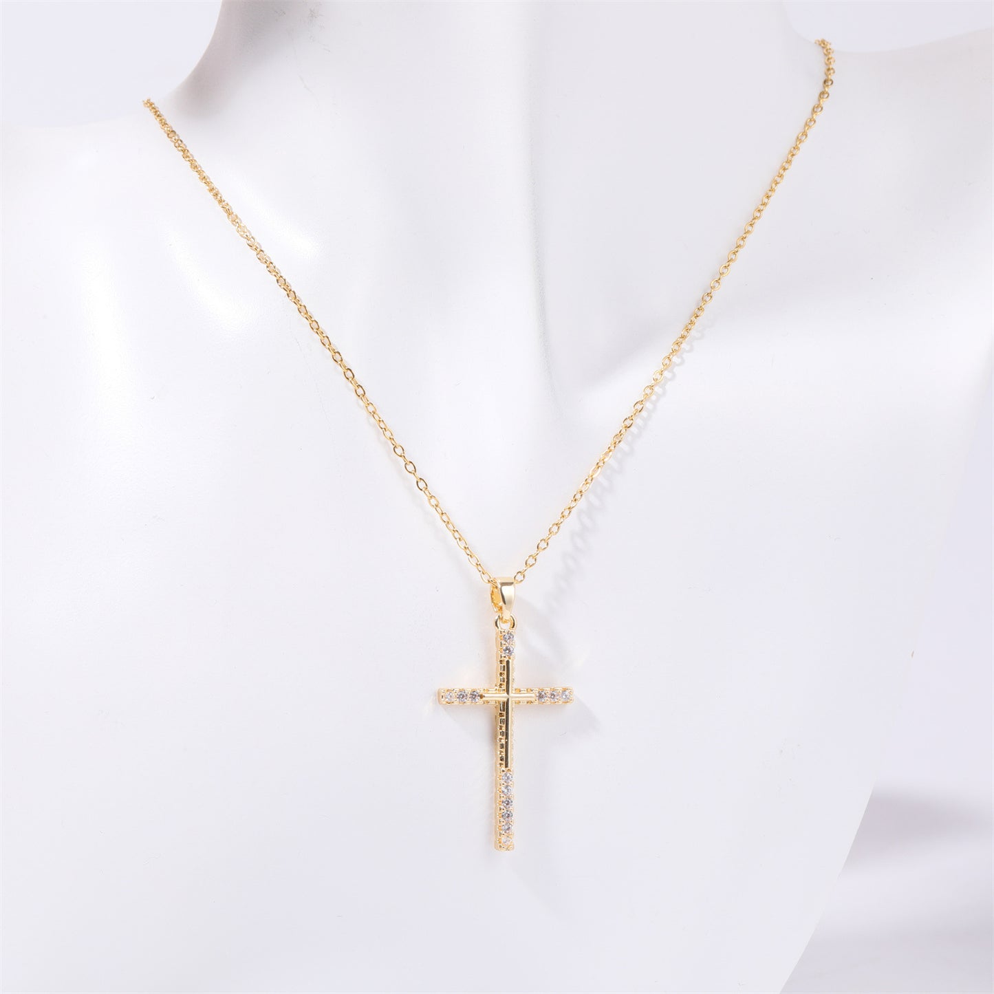 Chic's Inlaid Zircon Cross Necklace