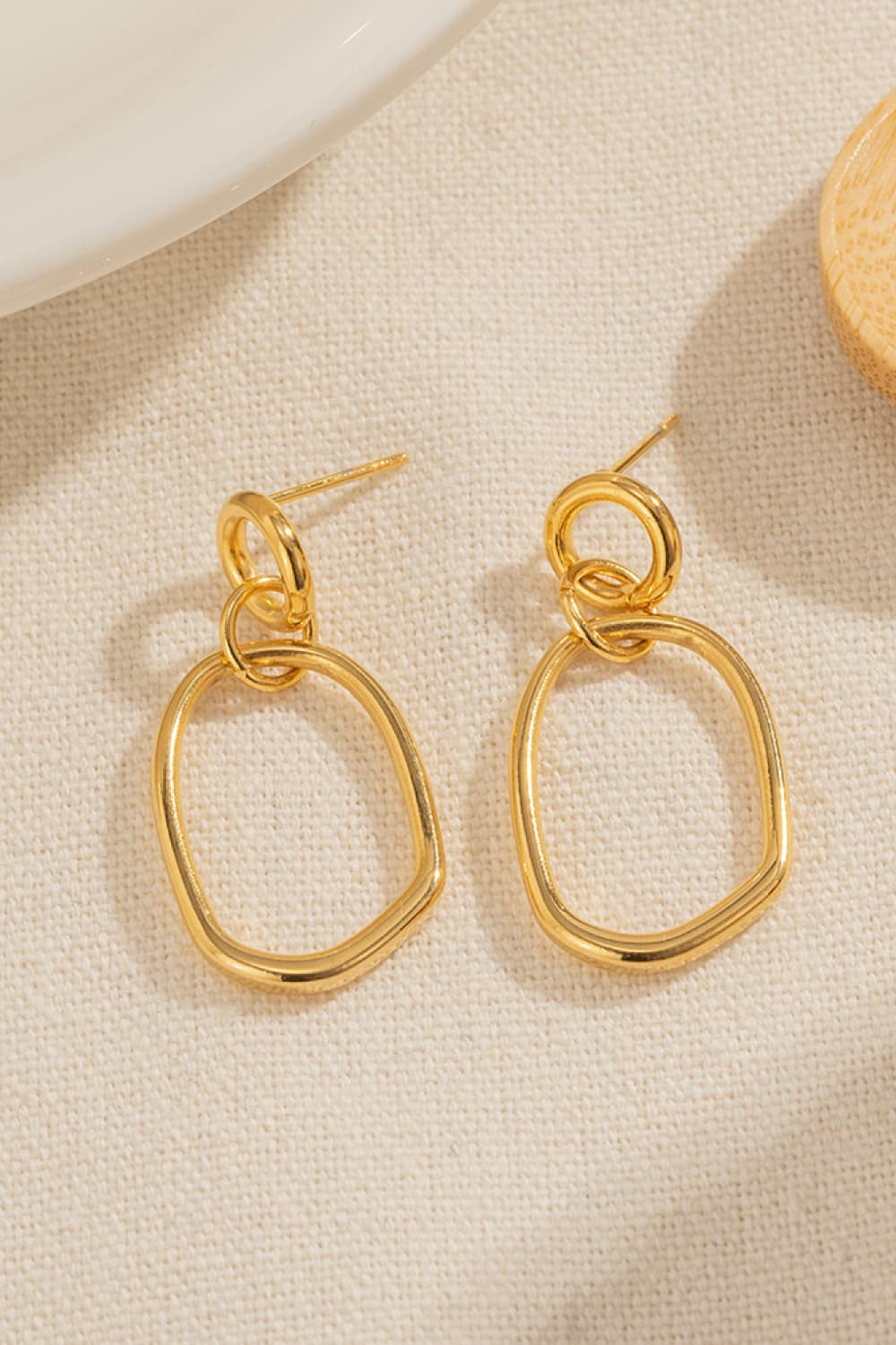 Chic's Gold Dangle Earrings